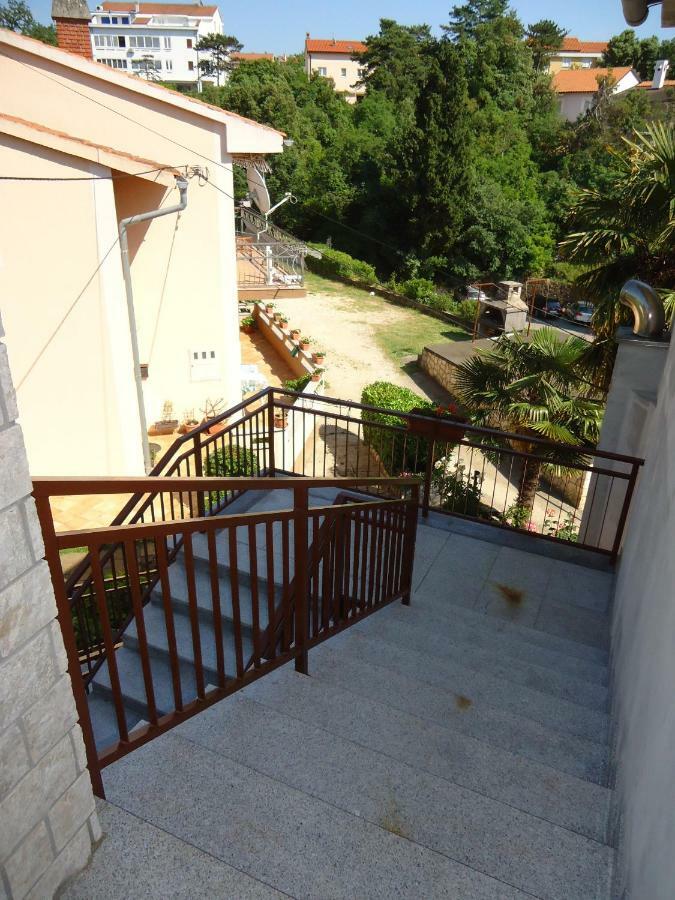Apartments Matuc Malinska Kültér fotó